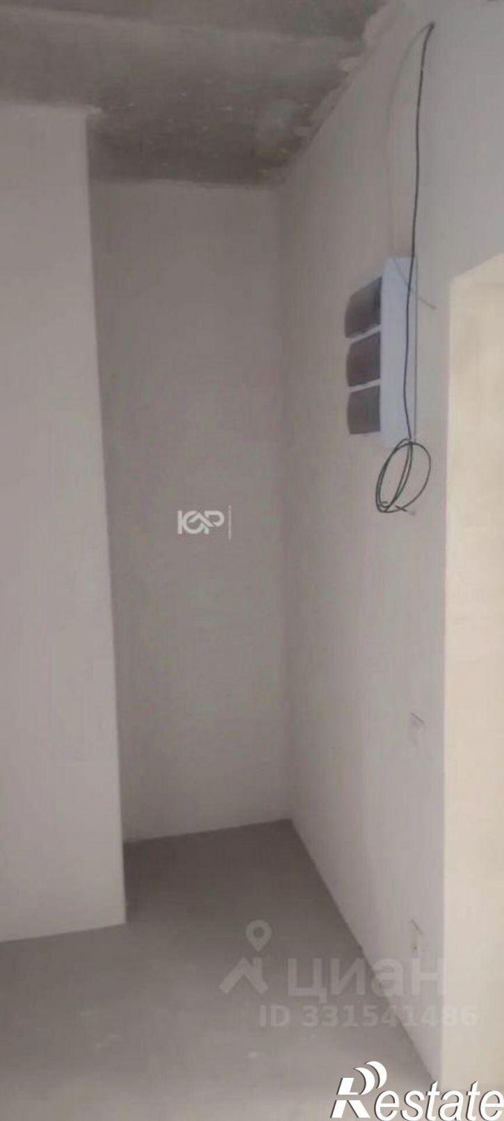 1-комн квартира б-р Содружества, 1,  д. 1