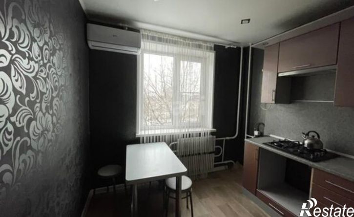 2-комн квартира ул 9 Января, 211,  д. 211