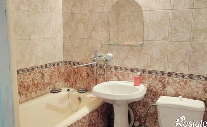 1-комн квартира улица Хользунова, 80,  д. 80