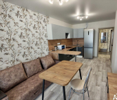 2-комн, 43кв м, этаж 23/26 пр-кт Патриотов, 3б