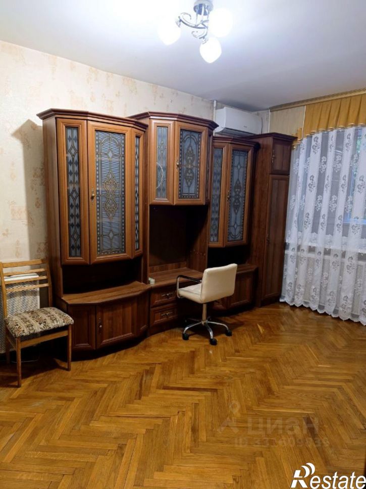 4-комн квартира ул Морозова, 12,  д. 12