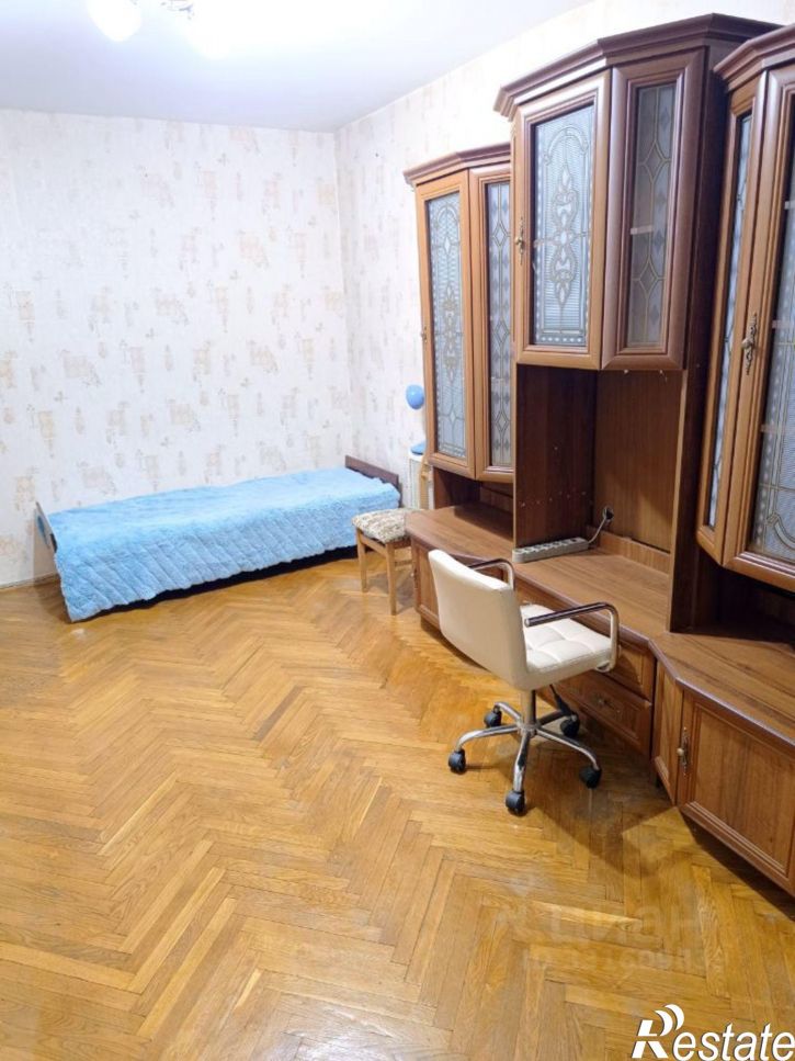 4-комн квартира ул Морозова, 12,  д. 12