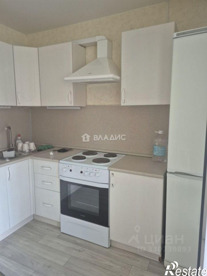 2-комн квартира улица Антонова-Овсеенко, 33Б,  д. 33Б