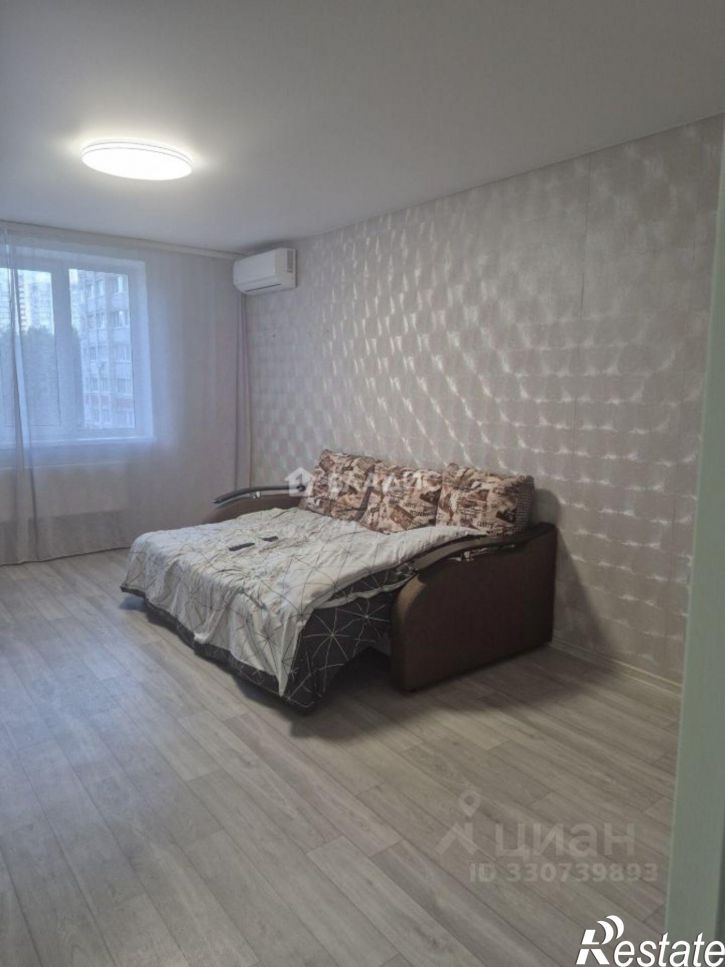 2-комн квартира улица Антонова-Овсеенко, 33Б,  д. 33Б