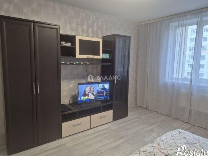 2-комн квартира улица Антонова-Овсеенко, 33Б,  д. 33Б