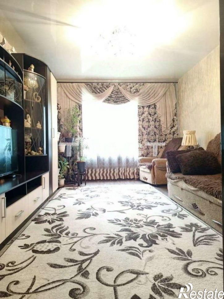 4-комн квартира б-р Победы, 28,  д. 28