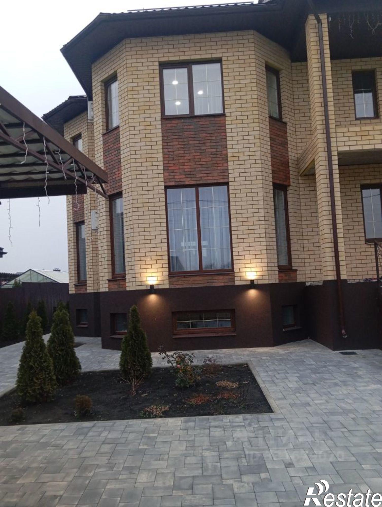 Купить дачу, дом, коттедж за 37 000 000 рублей на ул Очаковская, 1/4