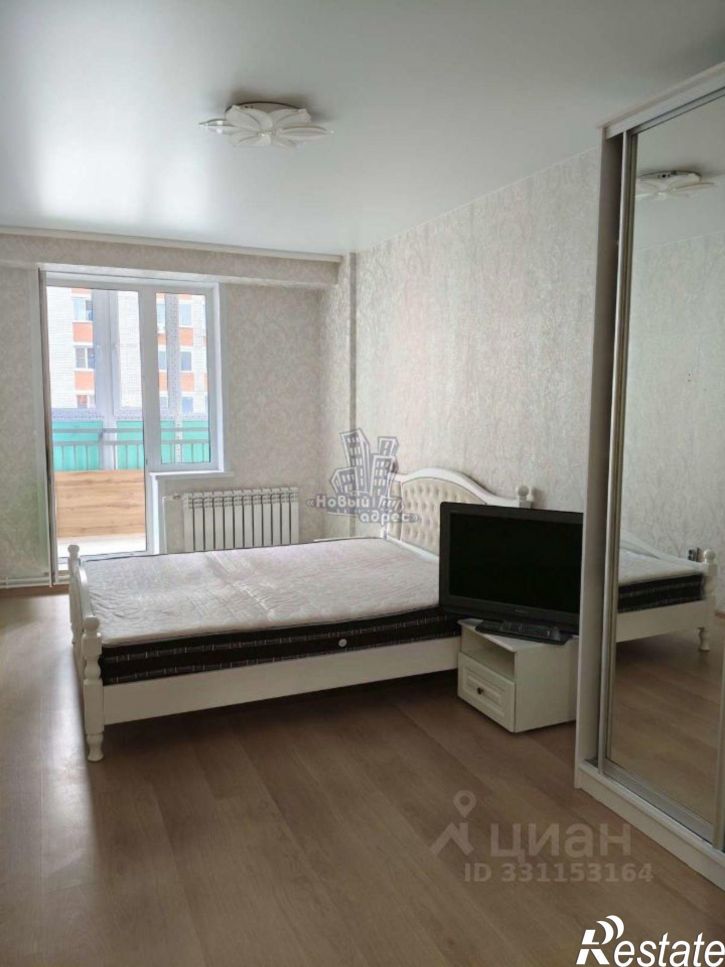 2-комн квартира б-р Победы, 42,  д. 42