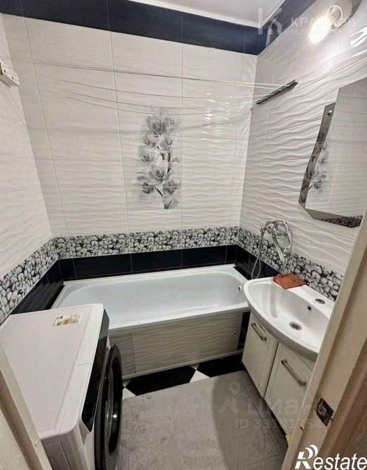 2-комн квартира ул 9 Января, 170,  д. 170