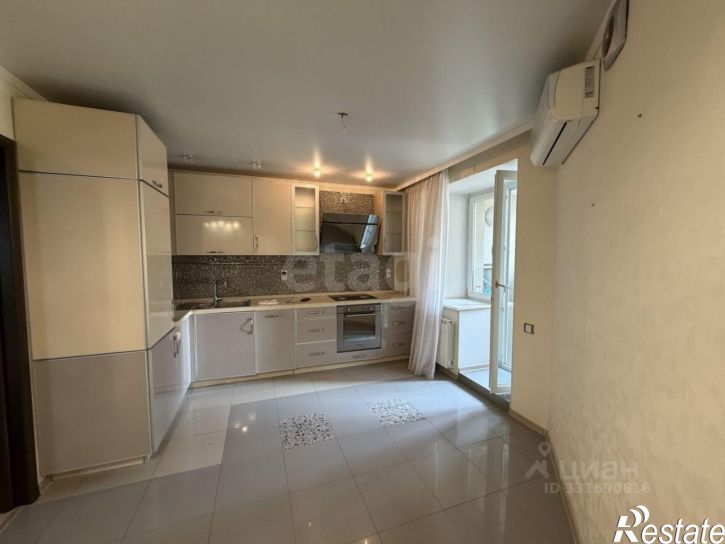 3-комн квартира б-р Победы, 51а,  д. 51а