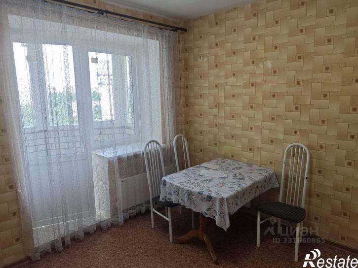 2-комн квартира ул 45 стрелковой дивизии, 108,  д. 108