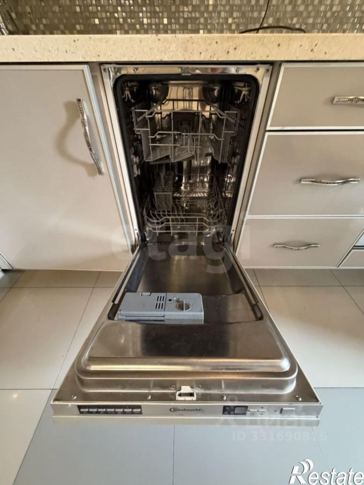 3-комн квартира б-р Победы, 51а,  д. 51а