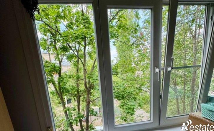 3-комн квартира ул Героев Стратосферы, 22б,  д. 22б