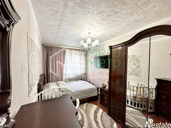 4-комн квартира ул 9 Января, 87,  д. 87