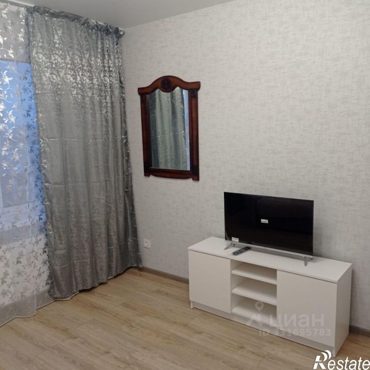 1-комн квартира пр-кт Труда, 93 2,  д. 93 2,  к. 2