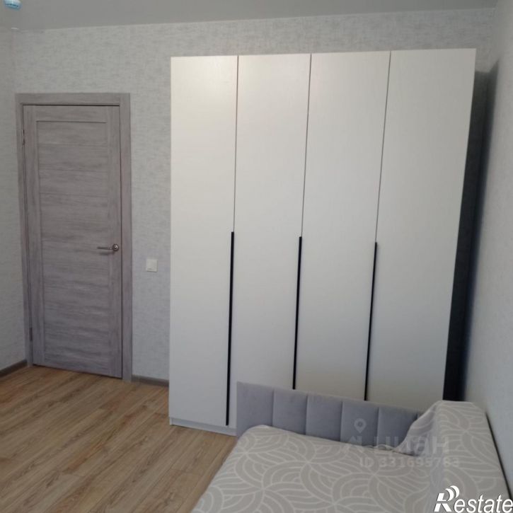 1-комн квартира пр-кт Труда, 93 2,  д. 93 2,  к. 2
