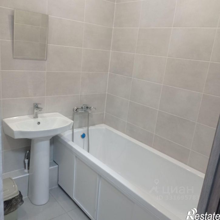 1-комн квартира пр-кт Труда, 93 2,  д. 93 2,  к. 2
