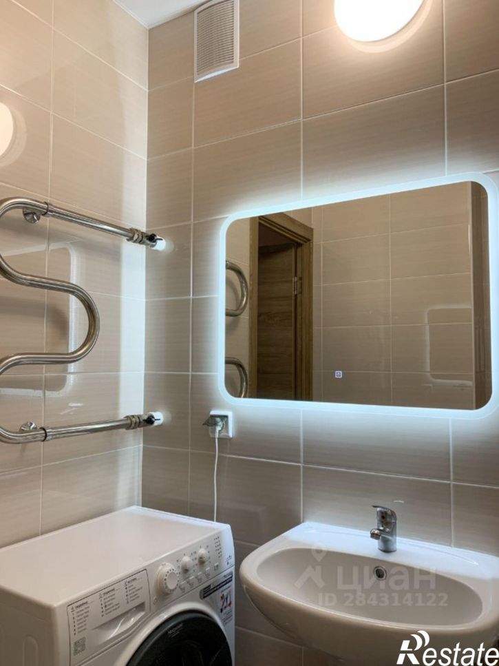 2-комн квартира ул Артамонова, 22и,  д. 22и