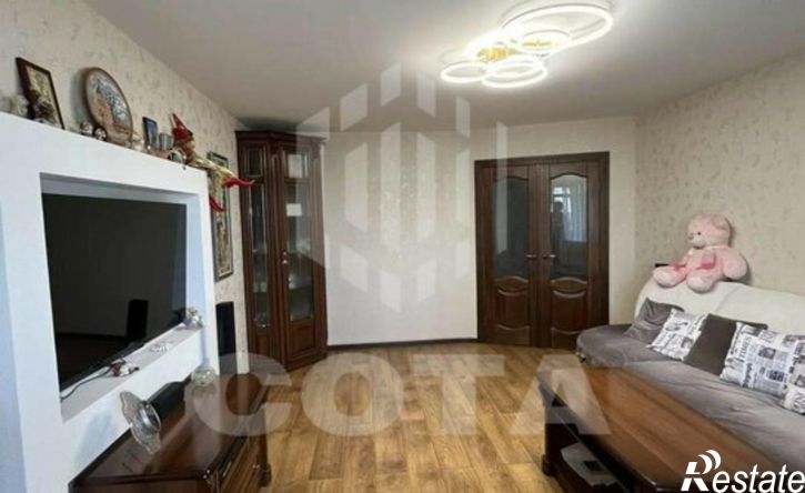 3-комн квартира ул Генерала Лизюкова, 76,  д. 76