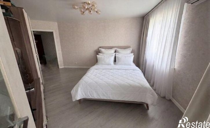 1-комн квартира пр-кт Труда, 72,  д. 72