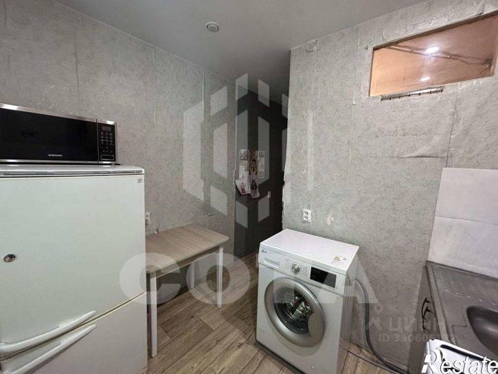 2-комн квартира ул 121 стрелковой дивизии, 58,  д. 58