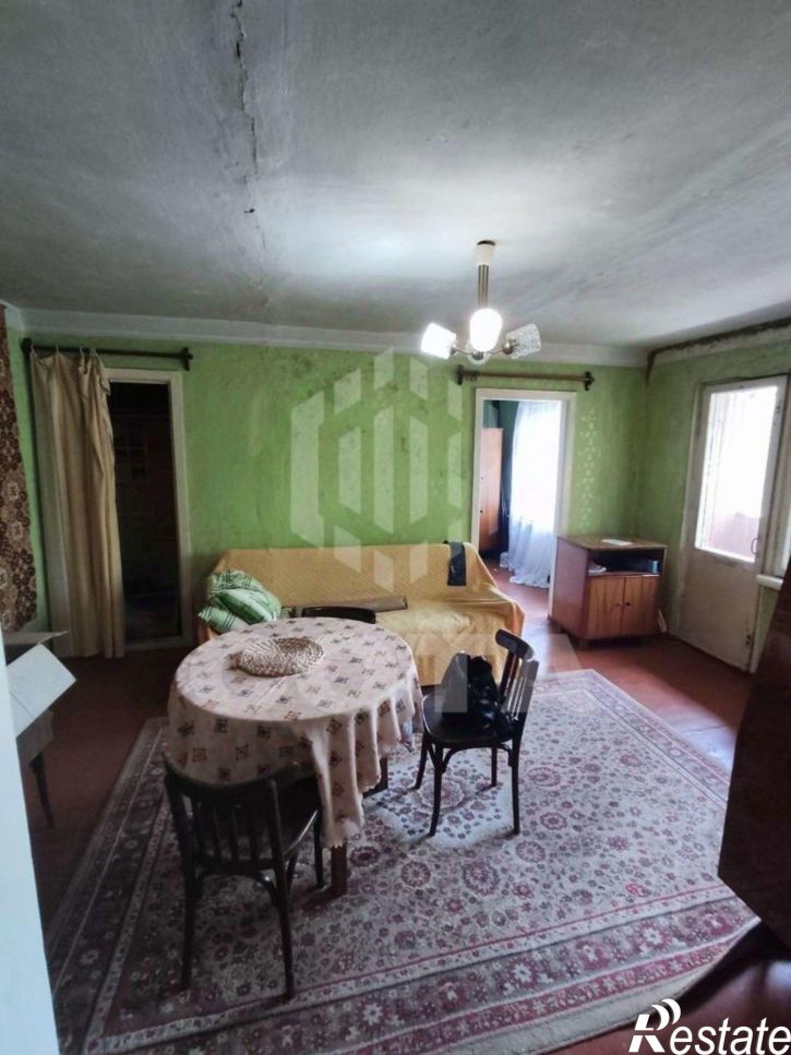 2-комн квартира ул Космонавтов, 32,  д. 32
