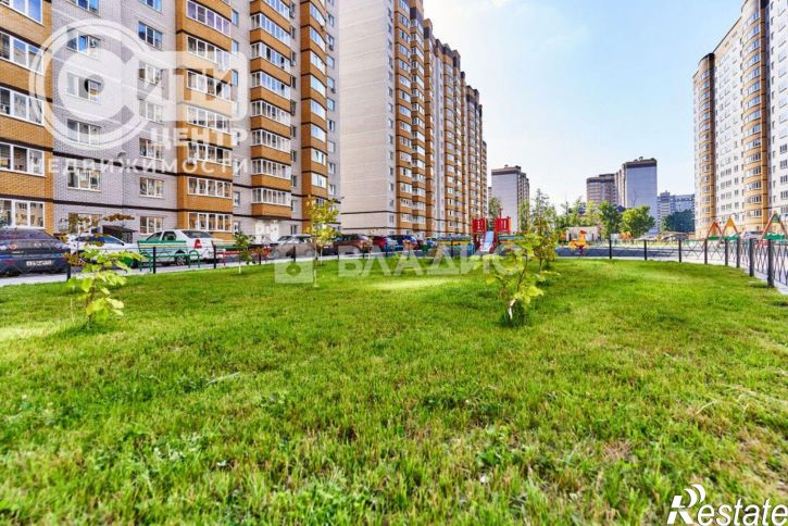 2-комн квартира ул Академика Гмелина, 10,  д. 10