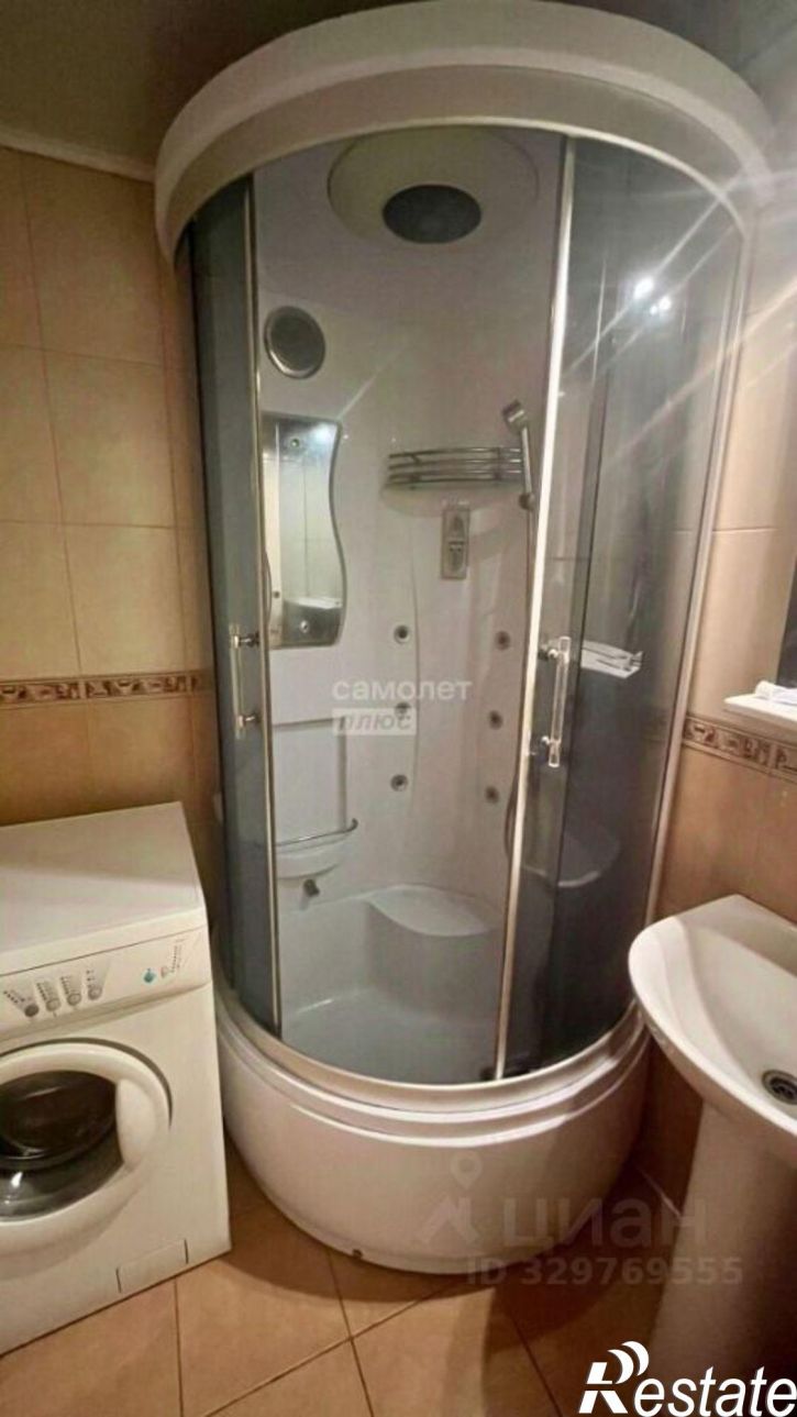 2-комн квартира ул Кропоткина, 1,  д. 1