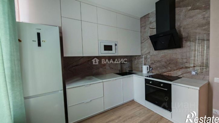 2-комн квартира ул Ленинградская, 24,  д. 24