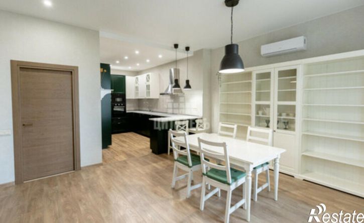 4-комн квартира ул Карла Маркса, 67/2,  д. 67/2
