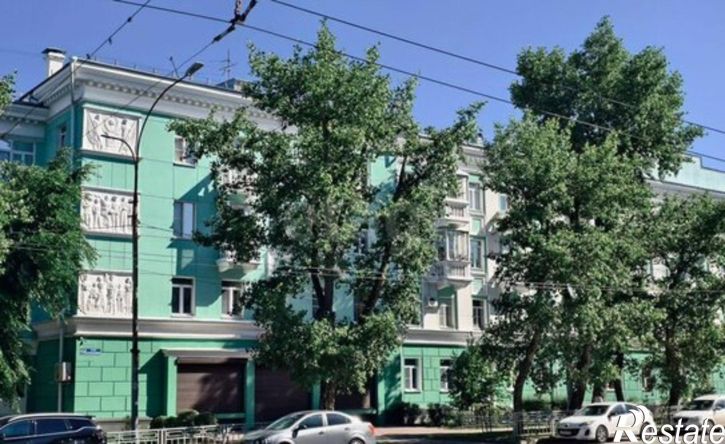2-комн квартира ул Героев Стратосферы, 13,  д. 13