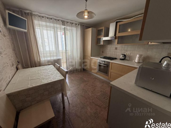 3-комн квартира ул 40 лет Октября, 14,  д. 14