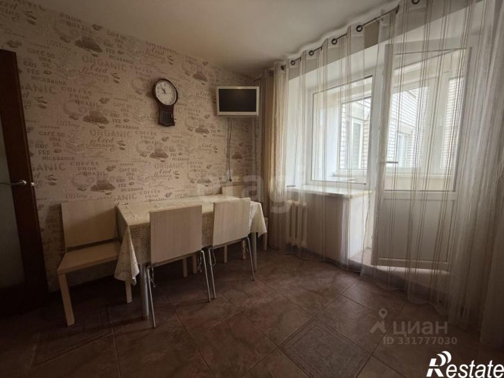 3-комн квартира ул 40 лет Октября, 14,  д. 14