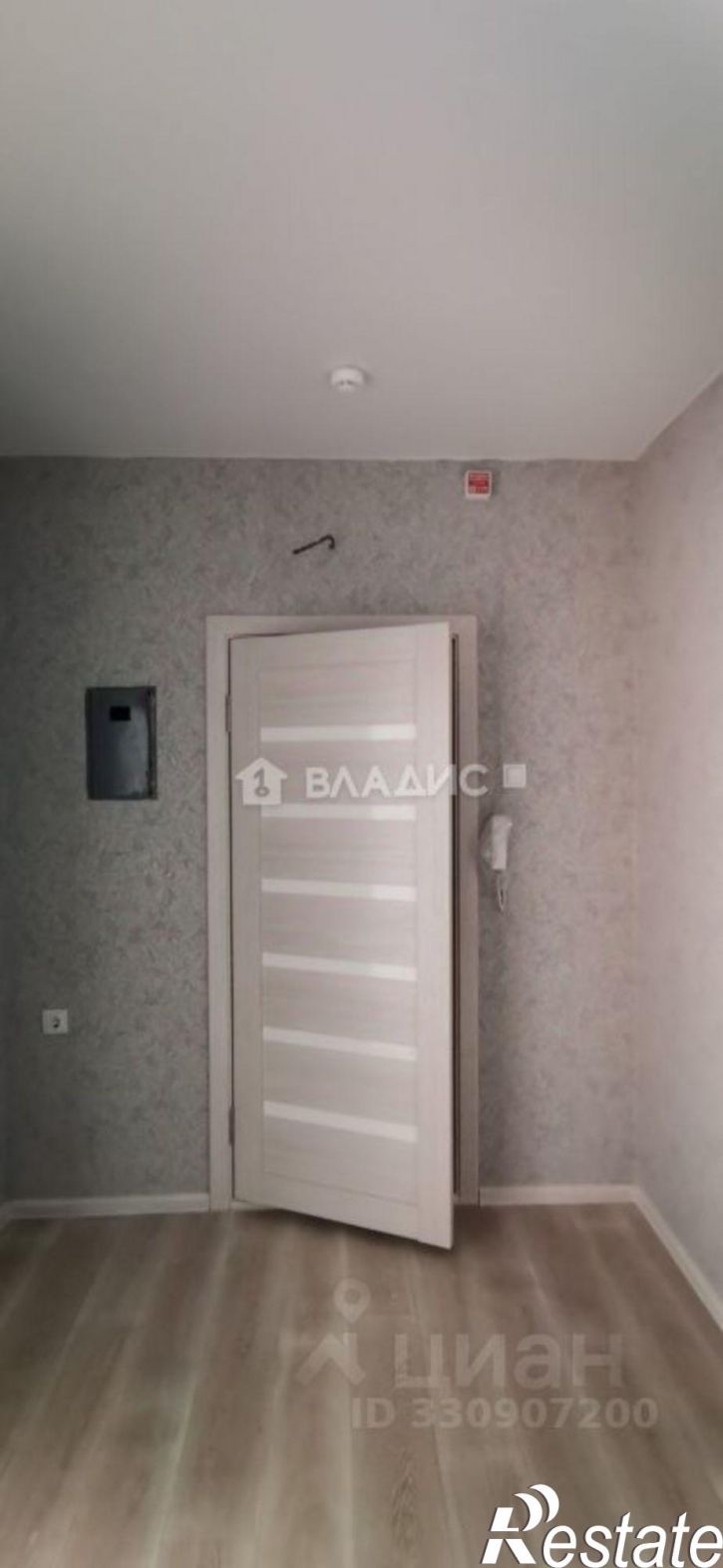 2-комн квартира ул Академика Гмелина, 10,  д. 10