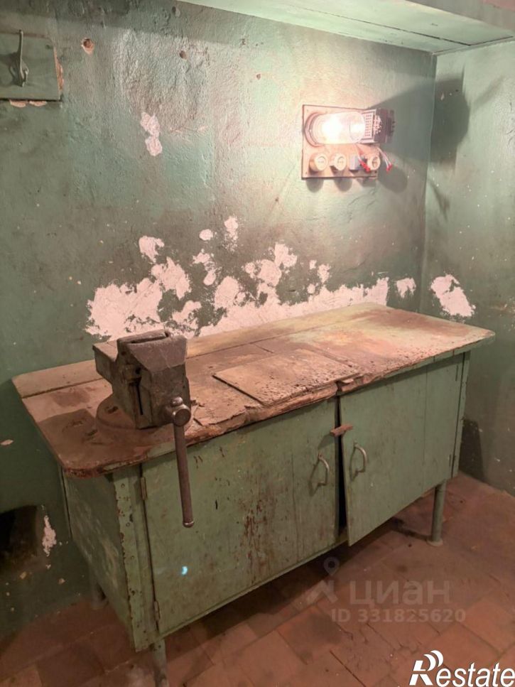 Гараж/парковка пр-кт Патриотов, 33,  д. 33