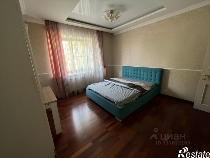 3-комн квартира ул Пятницкого, 28,  д. 28