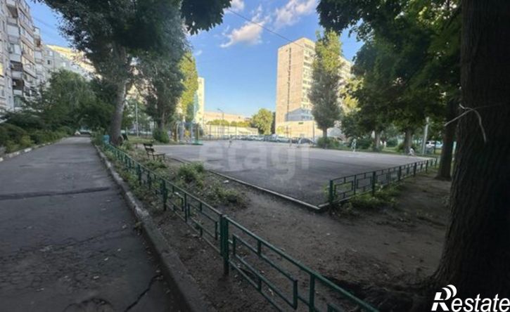 1-комн квартира б-р Победы, 25,  д. 25