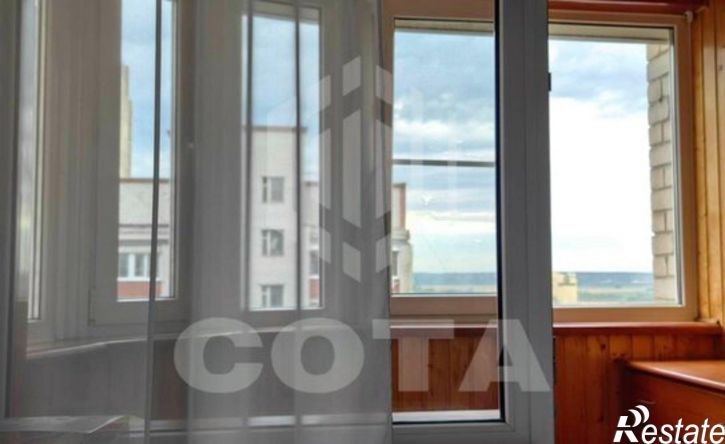 3-комн квартира б-р Победы, 49,  д. 49