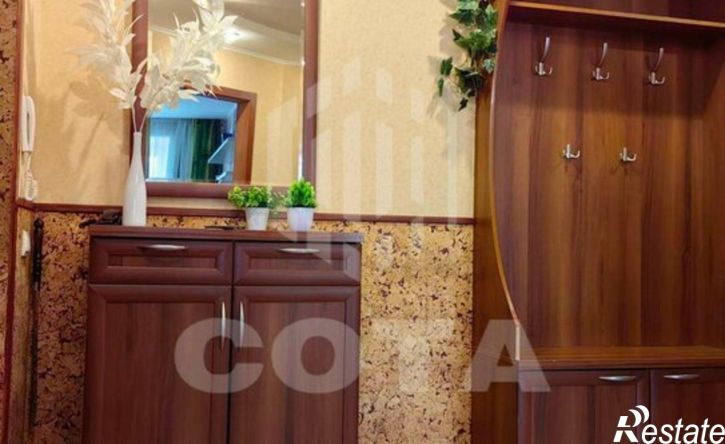 3-комн квартира б-р Победы, 49,  д. 49