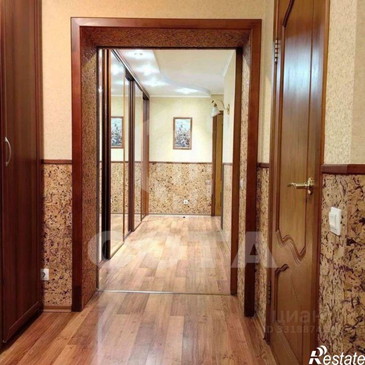 3-комн квартира б-р Победы, 49,  д. 49