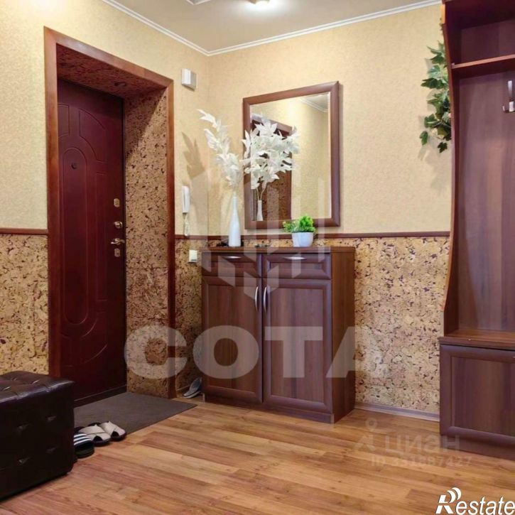 3-комн квартира б-р Победы, 49,  д. 49