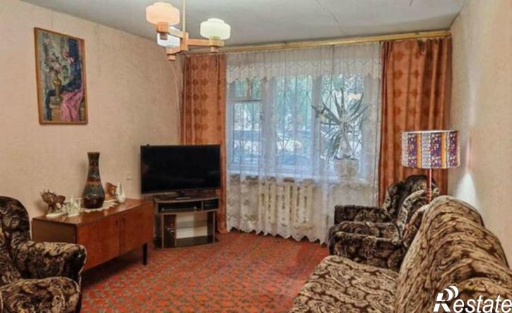 3-комн квартира ул Любы Шевцовой, 13,  д. 13