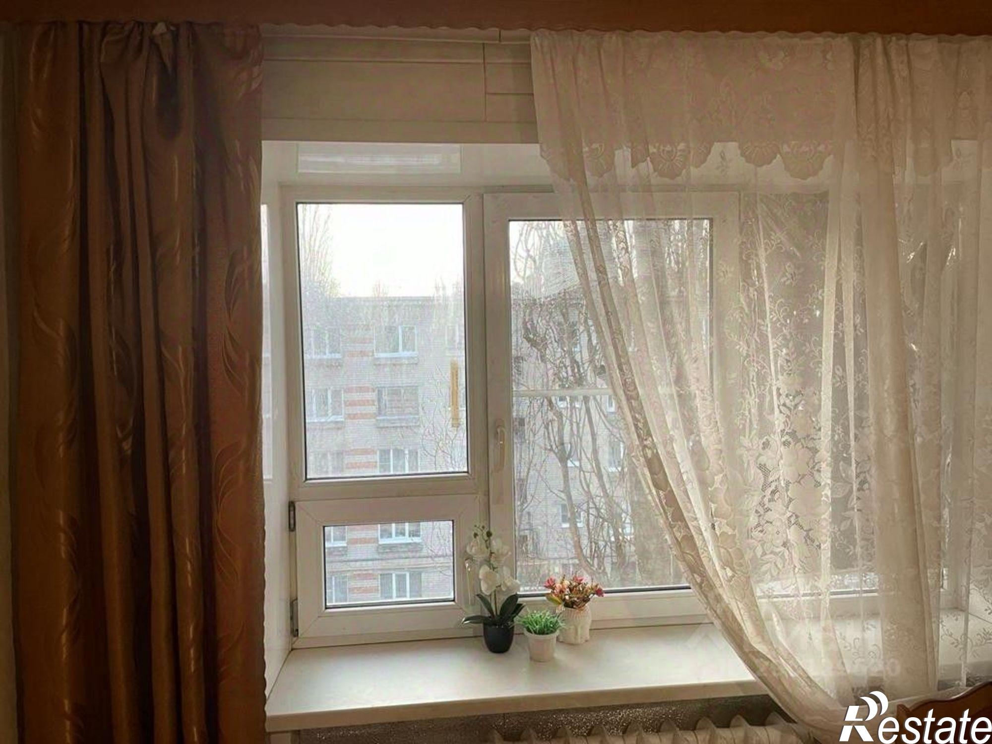 Сдать комнату за 14 000 рублей на ул Молодогвардейцев, 15