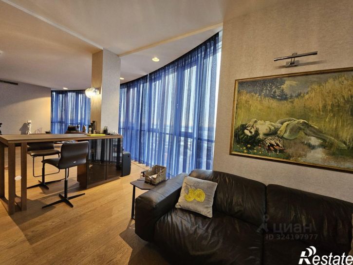 4-комн квартира ул Пятницкого, 65а,  д. 65а