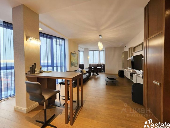 4-комн квартира ул Пятницкого, 65а,  д. 65а