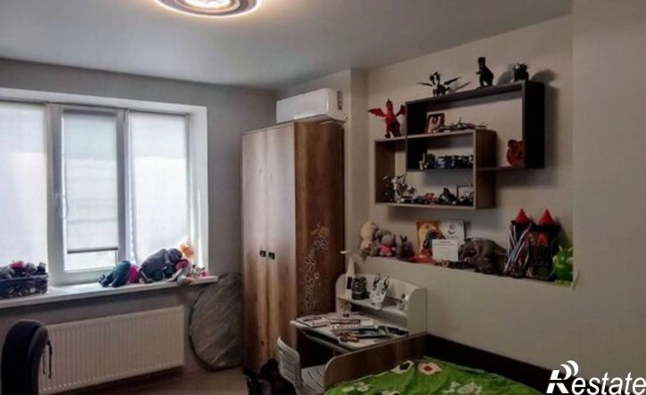 3-комн квартира ул Переверткина, 1/4,  д. 1/4