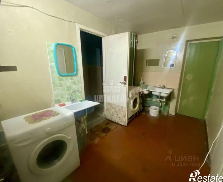 Комната ул 9 Января, 272,  д. 272