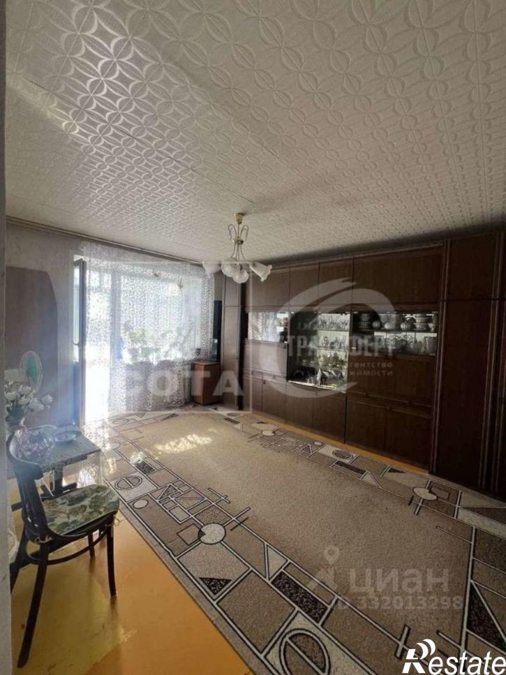 3-комн квартира ул Артамонова, 40,  д. 40