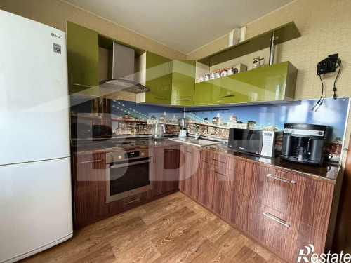 Продажа 2-комн квартиры Олимпийский б-р, 12
