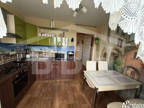 Продажа 2-комн квартиры Олимпийский б-р, 12
